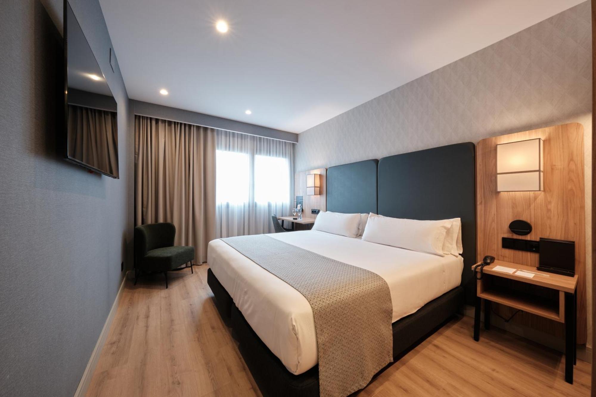 Catalonia La Maquinista Hotel